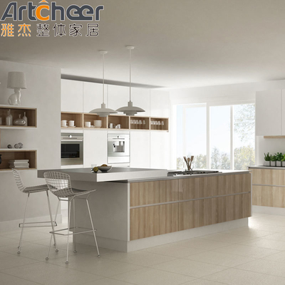 qualità  Mail Packing Wooden Style Kitchen Cabinet with Island and Cupboard Accessories Made fabbrica