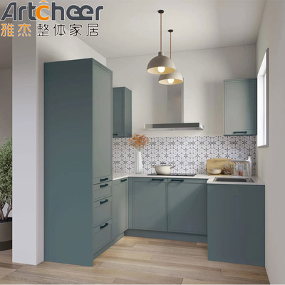comprare Arredamento da cucina a forma di U con design in legno massello e accessori a calcio fabbricazione online