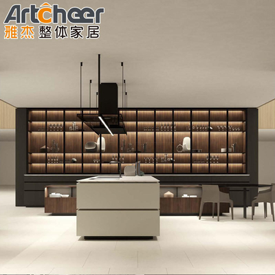 comprare Imballaggio postale N Armadio da cucina con armadio da parete in legno e isola in colore bianco fabbricazione online