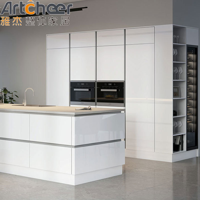 comprare Arredamento di cucina di design moderno con finitura in lacca e pannelli di legno fabbricazione online