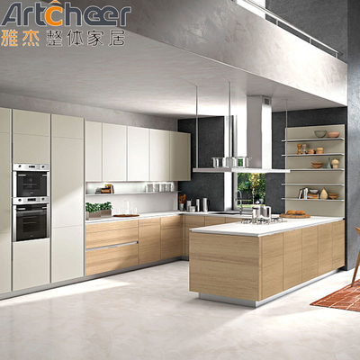 comprare Modern Customized U Shape Cuisine Cabinet Porta in rivestimento bianco Con Quartz Stone Counter Top fabbricazione online