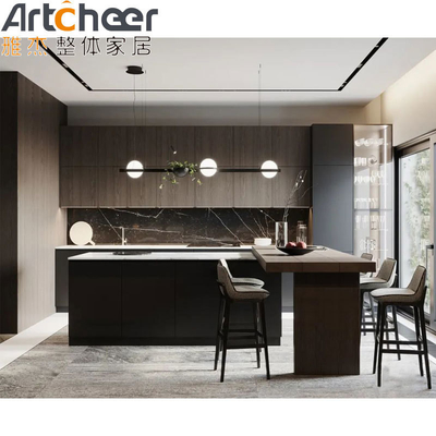 comprare Armadio da cucina Island Design con telaio in legno massello finitura in lacca a colori personalizzati fabbricazione online
