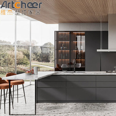 comprare Armadietti da cucina a bordo rilassato con tavolo isolato di forma I colore personalizzato fabbricazione online