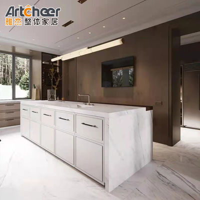 Armadi da cucina in legno su misura minimalista con accessori di dimensioni standard